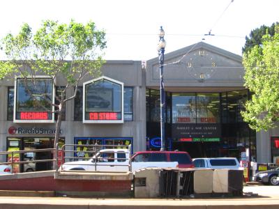 Noe and Market Center