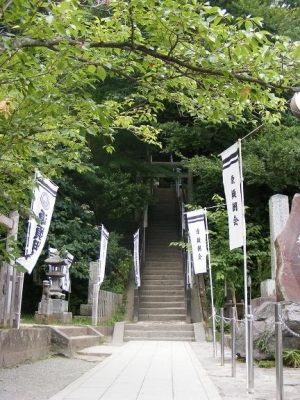 Tomb Tomb