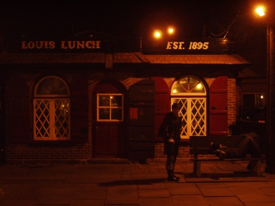 doing a Crunch by Louis Lunch doing a Crunch by Louis Lunch