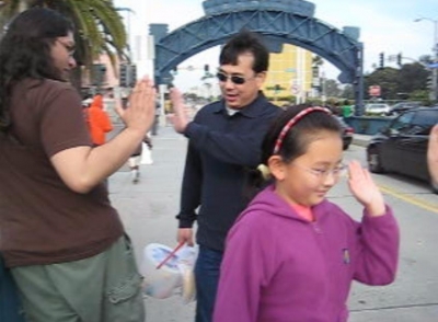 hi five 16.JPG