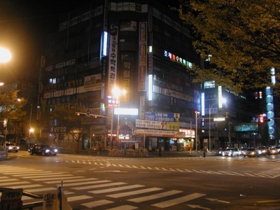 April 9: 1:30 am: Lights