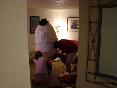 Tyrone Tyrone and Cara Bear covering the seam