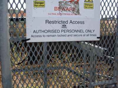 Access point to the railway