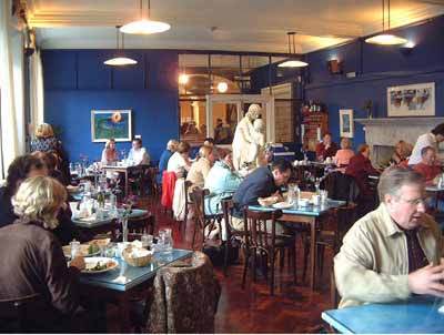 cafe.jpg cafe.jpg