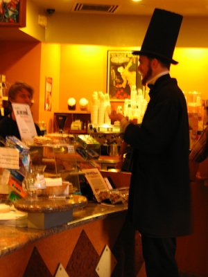 Lincoln, Lincoln, whatcha drinkin'? Lincoln, Lincoln, whatcha drinkin'?