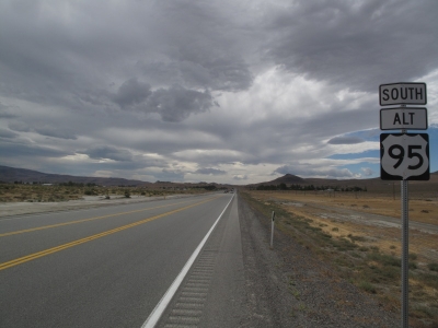 Highway 95: not much of a shoulder