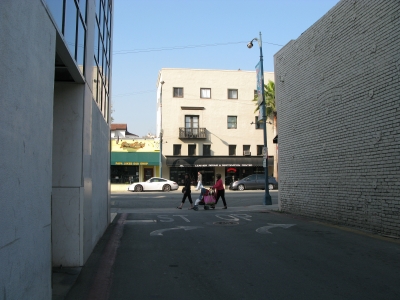 Escape to the alley. 