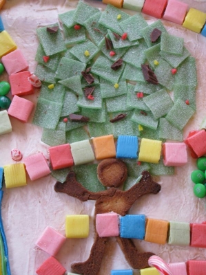 Close-up of the Gingerbread Plum Tree
