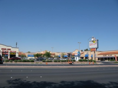 Strip mall