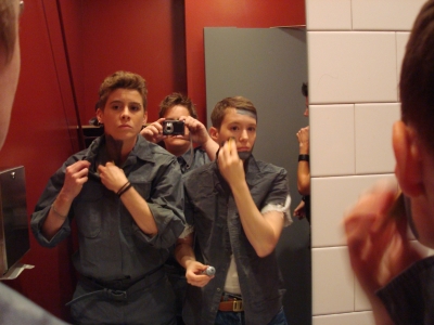 The Smarmies get ready.