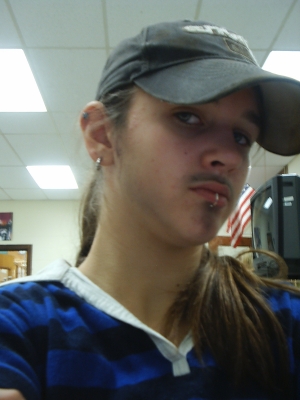 I gotz a lip ring, yo.