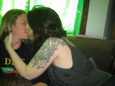kiss.jpg