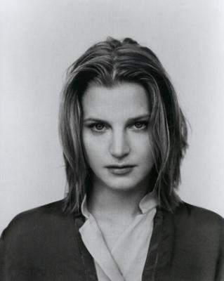 Bridget Fonda.jpg