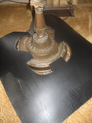 keeping the lamp in its place