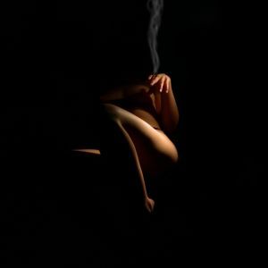 455016_smoking_nude.jpg 455016_smoking_nude.jpg
