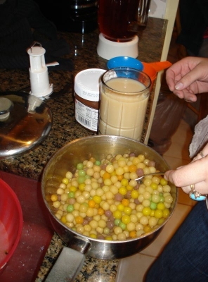 making tasty bubble tea!