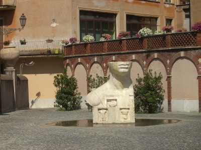 awesomest sculpture/fountain