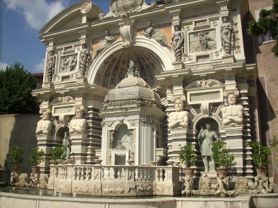 There's an organ in there