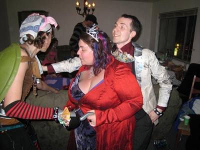 keeping contact while piratey dances with wyrd grrl