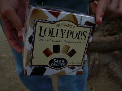 Ooh Lolly-lolly pop. Lollypop.