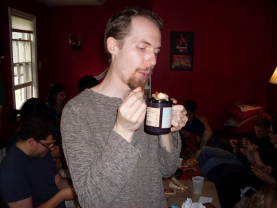 Spidere tasting soup.