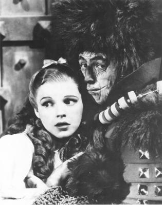 wizoz_dorothy_scarecrow.jpg