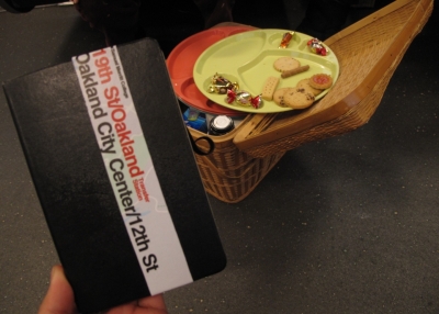 "I gave artmouse a souvenir" - BART "I gave artmouse a souvenir" - BART