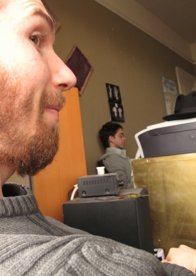 spidere & i exchange glances