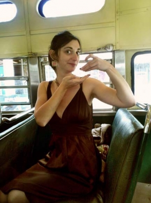 Scarlett eminates elegance in eating. 