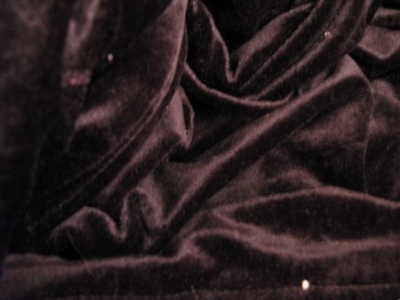 Velvet: What's close and what's far away?