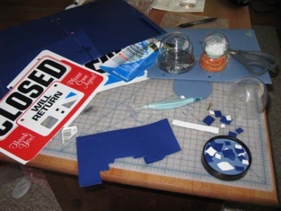 The making of the globes. The making of the globes.