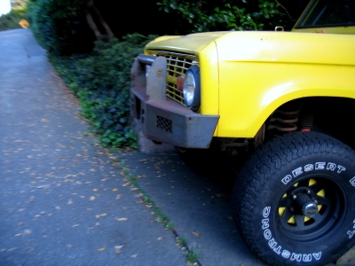 i really like the yellow of this truck!