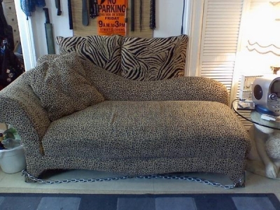 pimp couch 