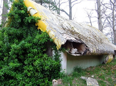 enchanted forest cottage, sept 06