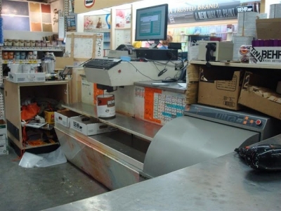 The paint in the mixer machine