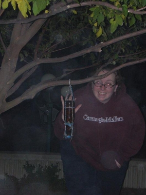 hanging_the_feeder.JPG hanging_the_feeder.JPG