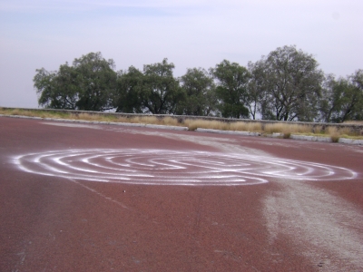 Small labyrinth complete