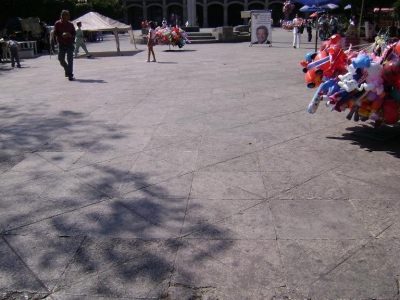 Downtown plaza is an inmense Vert3x grid