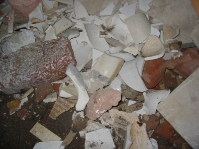 Close-up on the rubble