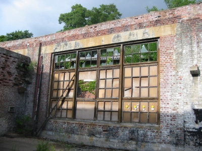 Front wall, interior.