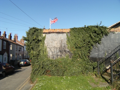 Building rallies under the Union Jack