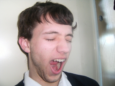 Flash Yawn Flash Yawn