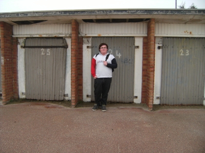 Changing rooms... Changing rooms...