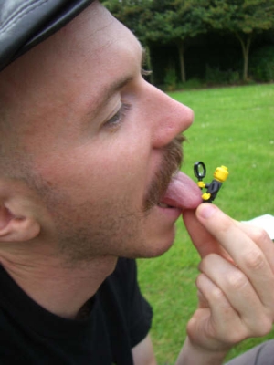 Mmmm... Lego crotch... Mmmm... Lego crotch...