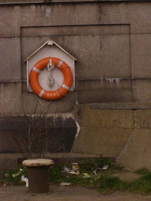 1- A life-ring on the side of Haven Bridge