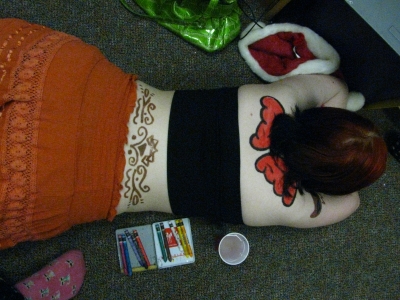 Henna!(?) Henna!(?)