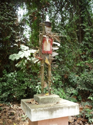 Statue 3