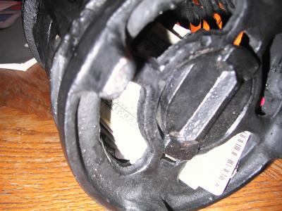 Bottom view, closed