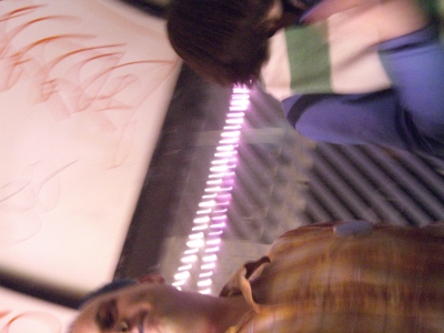 Toom and Robyn get down Toom and Robyn get down