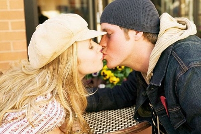 kiss.jpg